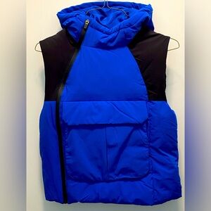 NWT Zara Colourblock Bright Blue and Black Hooded Zip Puffer Vest Size 11-12